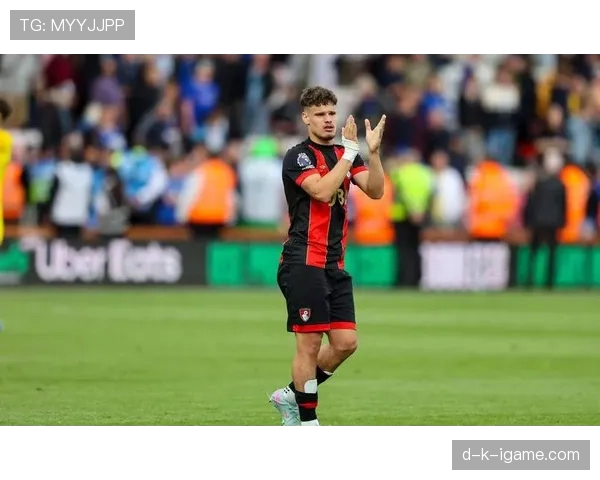 匈牙利天才正式加盟利物浦,红军队实力再获强援 匈牙利天才正式加盟利物浦,红军队实力再获强援