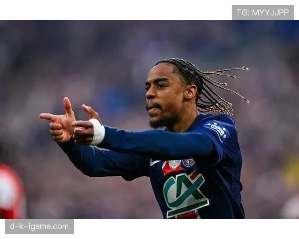 巴尔科拉的战术角色与巴黎核心位置适配性分析