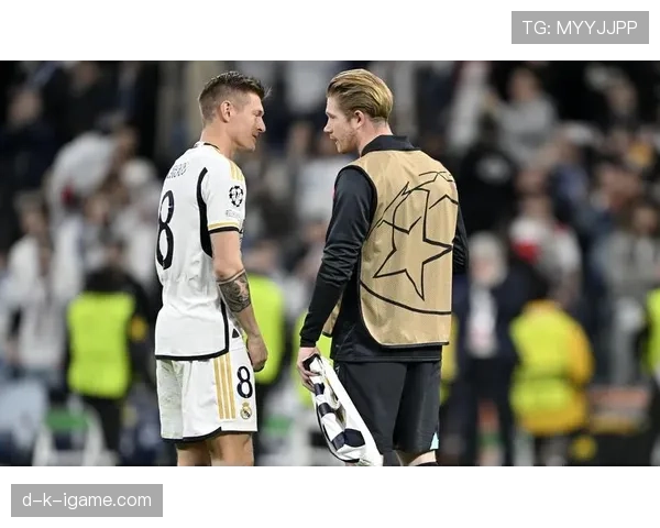 德布劳内 vs 佩德里:中场组织核心的战术角色与比赛影响力差异 德布劳内 vs 佩德里:中场组织核心的战术角色与比赛影响力差异